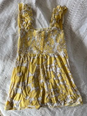 Abercrombie & Fitch Yellow and White Floral Smocked Tank Top